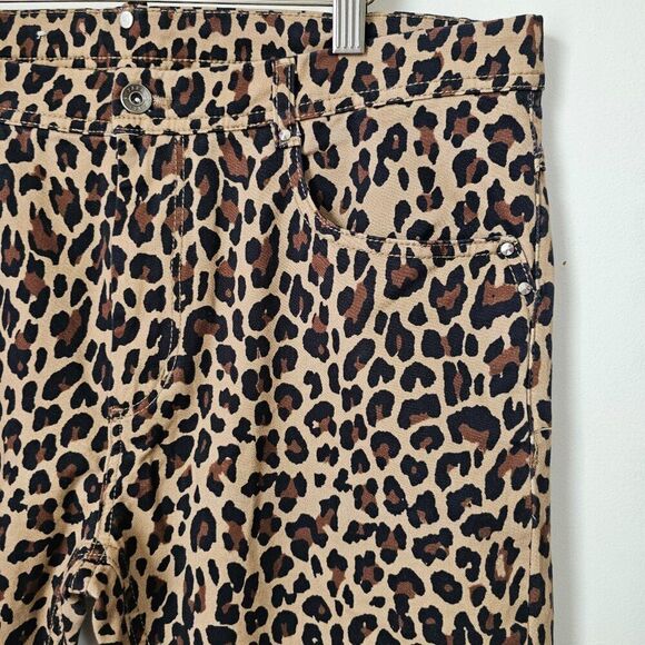 EUC LIKE NEW ZARA ANIMAL PRINT MID RISE SOFT PANTS SIZE 34 WOMENS - Picture 7 of 16